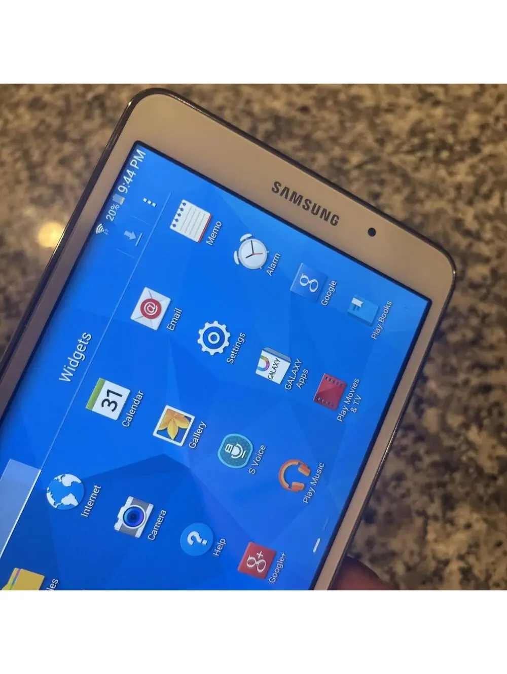 Samsung T230, Galaxy Tab4 7.0 Wi-Fi 8GB ROM 1.5 RAM Tablet Quad-core 1.2GHz
